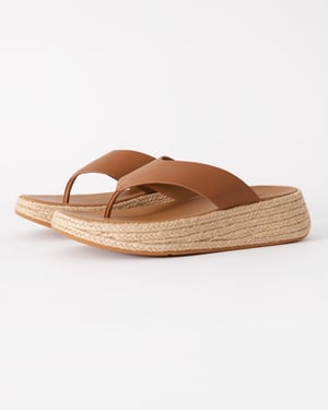 F-Mode Flatform Sandalen in Tan