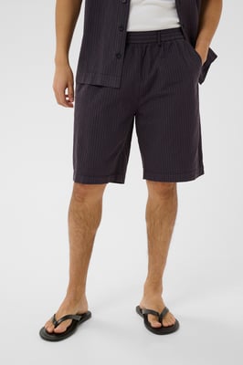 Short MAneel Short Regular fit
