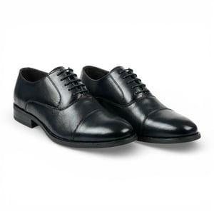 Klassieke zwarte Oxford-schoenen met neuskap en vetersluiting voor heren.