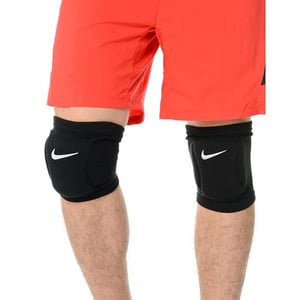 Nike Streak Volleybal Kniebeschermer (Zwart/Wit)