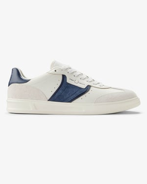 B4 Trainers in Wit