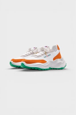 Casablanca Atlantis Sneakers Met Oranje Details En Witte Schoenen