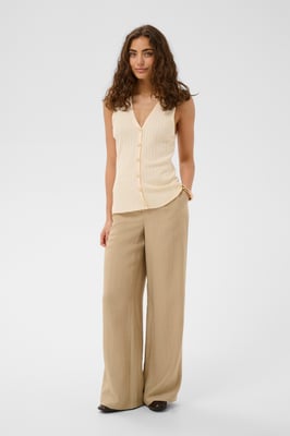 Mouwloos vest CUsophi Mouwloos vest Fitted