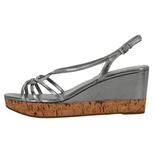 Prada Platform Wedge Sandalen in Zilver Leer