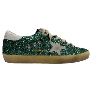Golden Goose Superstar Versleten Suède Sneakers met Groene Glitter