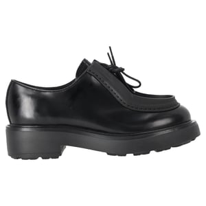 Prada Diapason Geborstelde Loafers in Zwart Leer