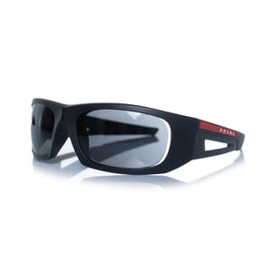 Prada, matte zwarte zonnebril met rood logo