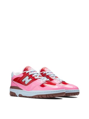 550 Y2K lakleren sneakers