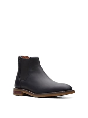 Jaxen Chelsea boots