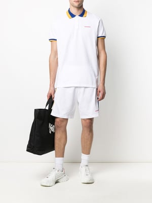 Shorts met zijstreep en logo