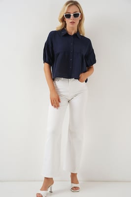 Losse Cropped Overhemd met Knopen en Shirtkraag