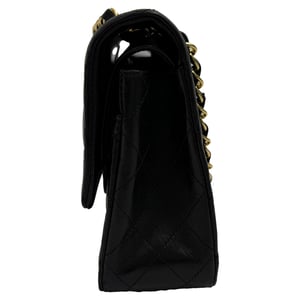 Chanel Medium Classic Double-Flap schoudertas in zwart lamsleer