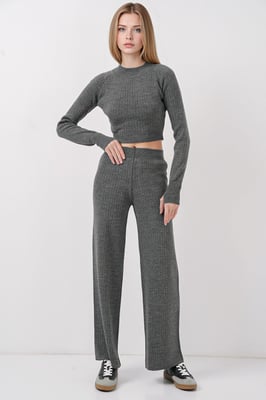 Gebreid Crop en Wijde Pantalon Set