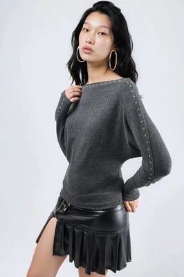 Bootneck Blouse met Steenaccessoire