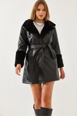 Faux leren jas met faux bont kraag en manchetten