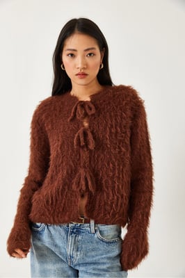 Kanten Korte Ribgebreide Cardigan met Striksluiting