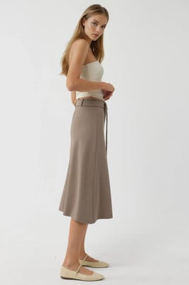 Hoge Taille Midi Rok met Gebogen Detail