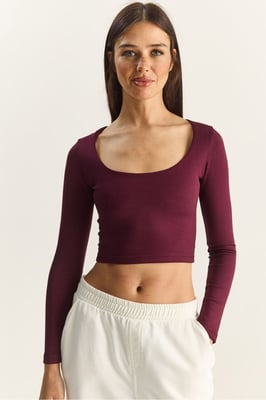 Basis Crop Top