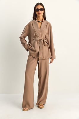 Hoge taille set met strikdetail en sjaalkraag