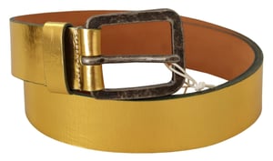 Metaal leren riem met gouden gesp