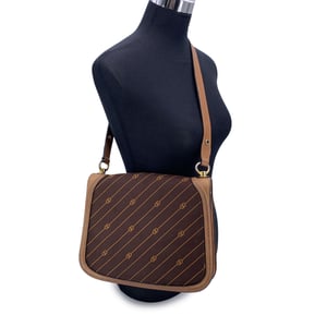 Gucci Vintage stoffen schoudertas met diagonaal logo