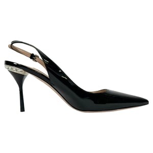 Miu Miu Versierde Slingback Pumps in Zwart Patentleer