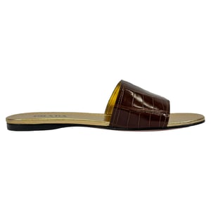 Prada Krokodillenpatroon Slide Flat Sandalen in Bruin Leer