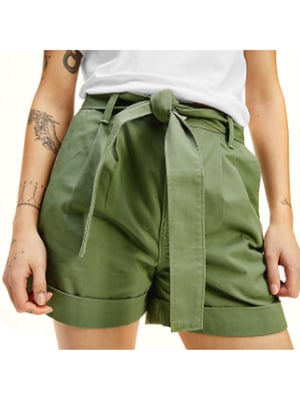 Tommy Jeans damesshorts met badgegordel