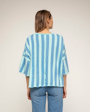 Gestreepte sweatshirt met korte mouwen, zakken en gerafelde afwerking
