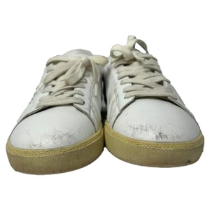 Saint Laurent Court Classic SL/06 Sneakers in Wit Kalfsleer