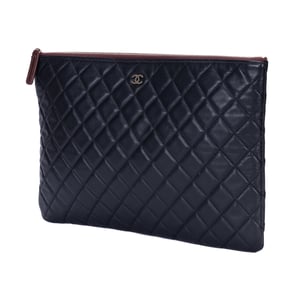 Large O Case Clutch Large  Clutch