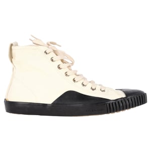 Balenciaga Rubber Cap Toe High Top Sneakers in Wit Canvas