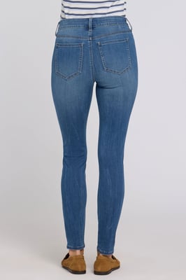 Ami Skinny Jeans In Sure Stretch® Denim