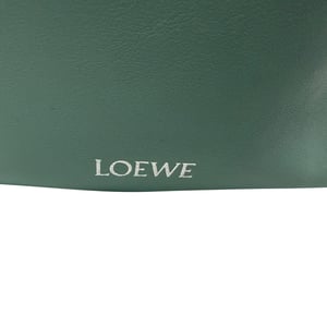 Loewe Pebble Pouch Bag in Groene Kalfsleer
