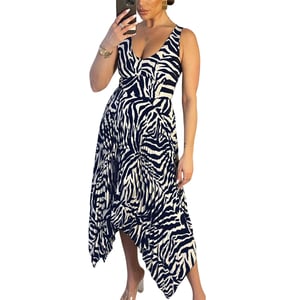 AX Paris Midi-jurk met plooien en zebraprint voor dames (Marine/Crème)