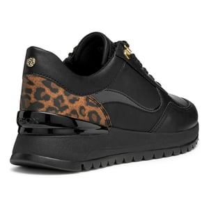 Geox D Desya A Leren Dames Zwarte Sneakers