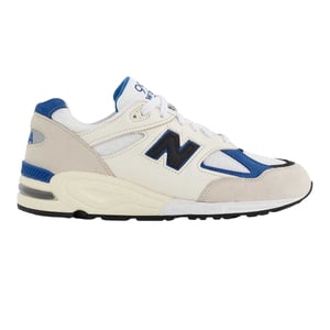 New Balance Dames x Teddy Santis 990 V2 Suède Hardloopschoenen (Wit)