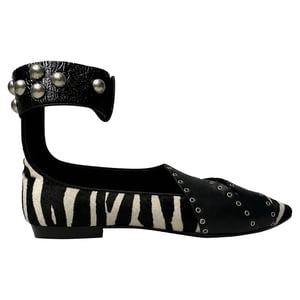 Isabel Marant Zebra Print Linzy Eyelet Puntige Ballerina's in Dierenprint Kalfsleder