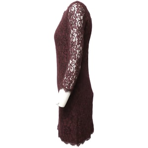 Diane Von Furstenberg kanten jurk in bordeauxrode rayon