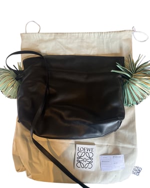 Loewe Flamenco Clutch Bag met Tassel in Zwart Kalfsleer
