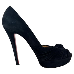 Christian Louboutin Greissimo Knooppumps in Zwart Suède