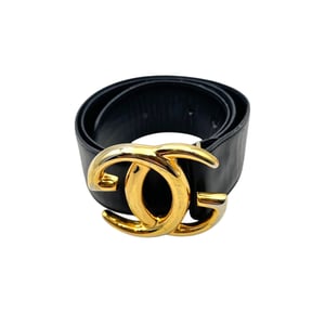 Vintage leren riem van Gucci met in elkaar grijpende gesp.