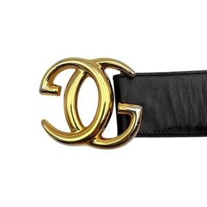 Vintage leren riem van Gucci met in elkaar grijpende gesp.