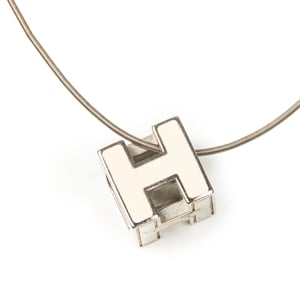 H Cube Pendant Necklace   ketting