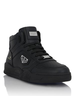 Mid-Top Sneakers Street