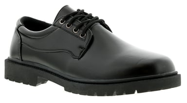 Nieuwe heren/heren zwarte schoolschoenen met veters met dikke zolen. Wijd zittend.