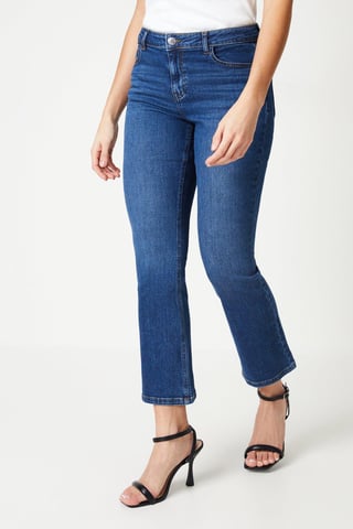 Petite Comfort Stretch Bootcut Jeans