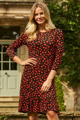 Black & Red Heart Print Ruffle Hem Shift Dress