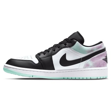 Nike Air Jordan 1 Low SE Trainers, White/Mint Foam/Black