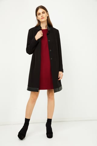 Zwarte Jas met Pleather Detail